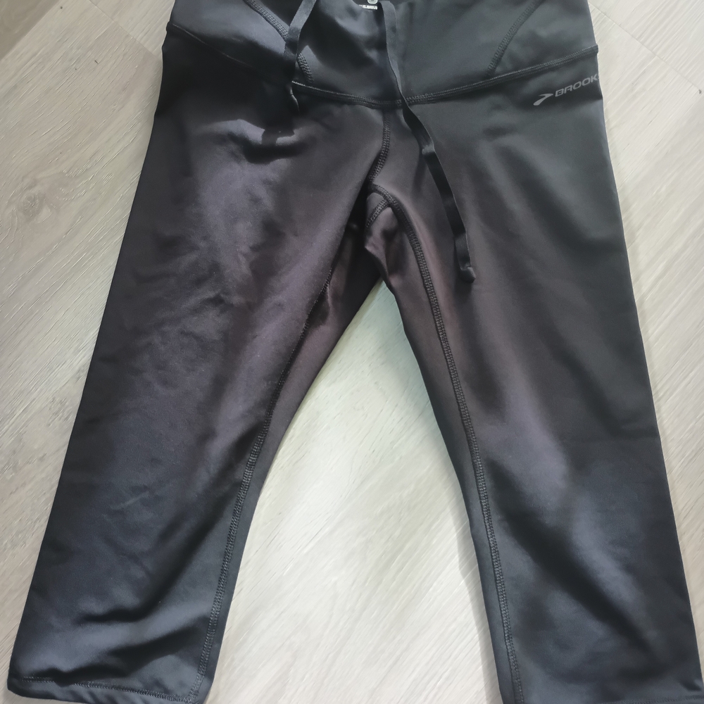 Brooks Women Black Capri Gym Yoga Workout Pants Tights